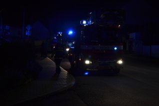 Noční zásah hasičů v obci